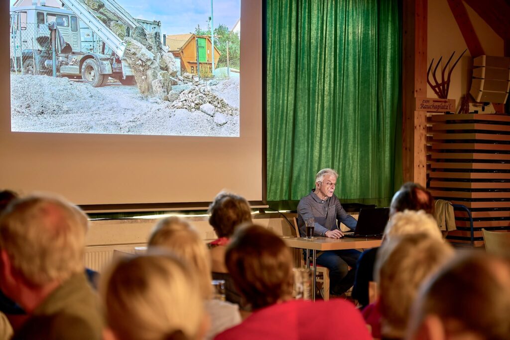 Konzentration beim Vortrag.